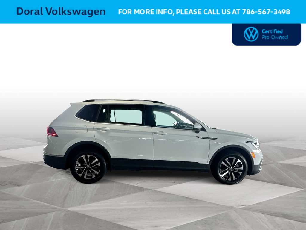 Thumbnail: 2023 Volkswagen Tiguan - 9