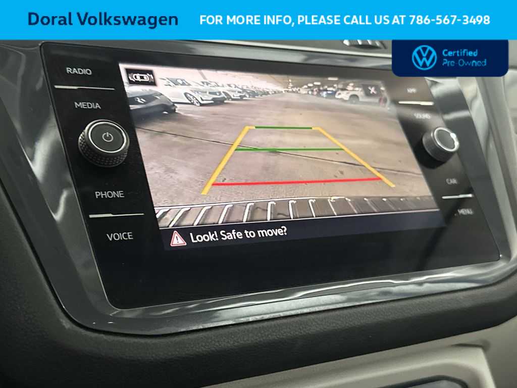 Thumbnail: 2023 Volkswagen Tiguan - 19