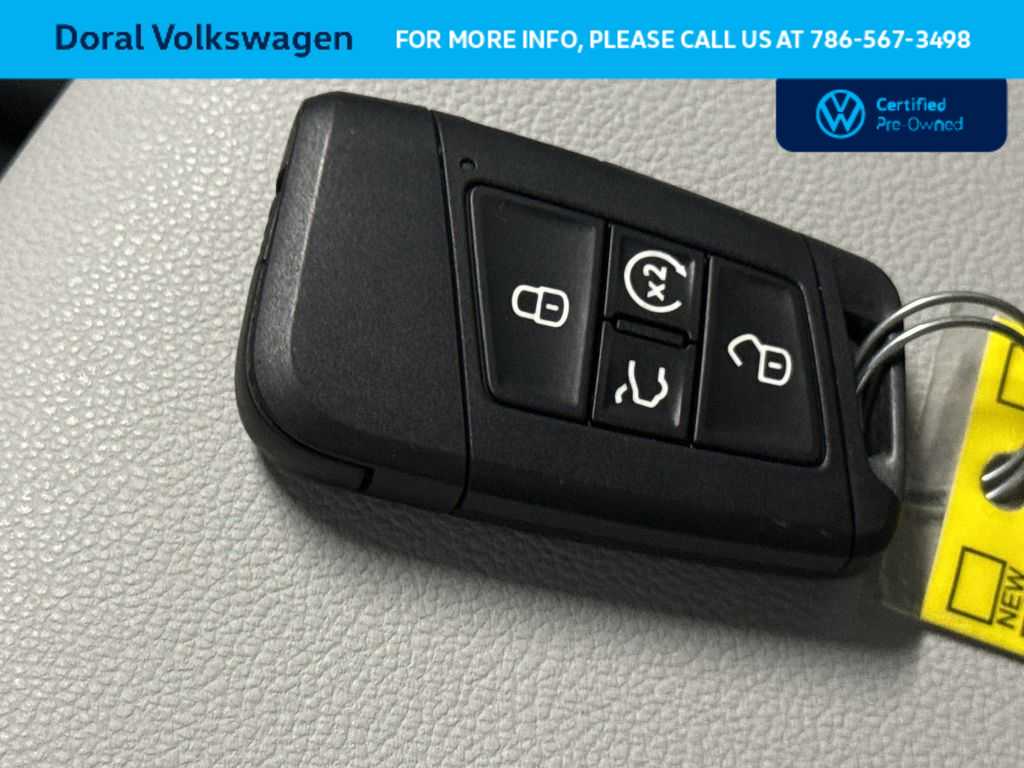 Thumbnail: 2025 Volkswagen Taos - 28