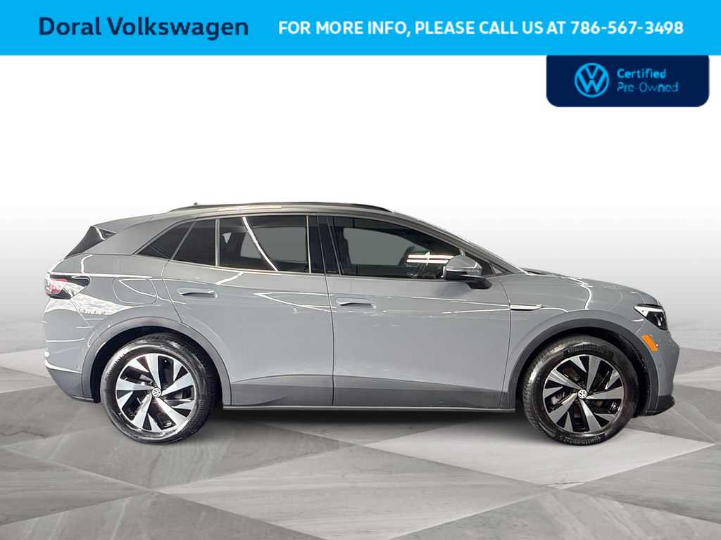 Thumbnail: 2023 Volkswagen ID.4 - 9