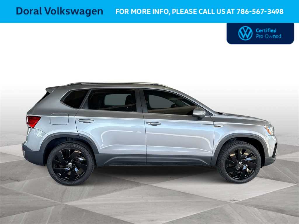 Thumbnail: 2024 Volkswagen Taos - 9