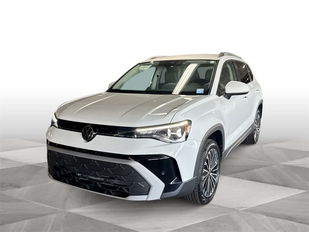 2025 Volkswagen Taos SE 4