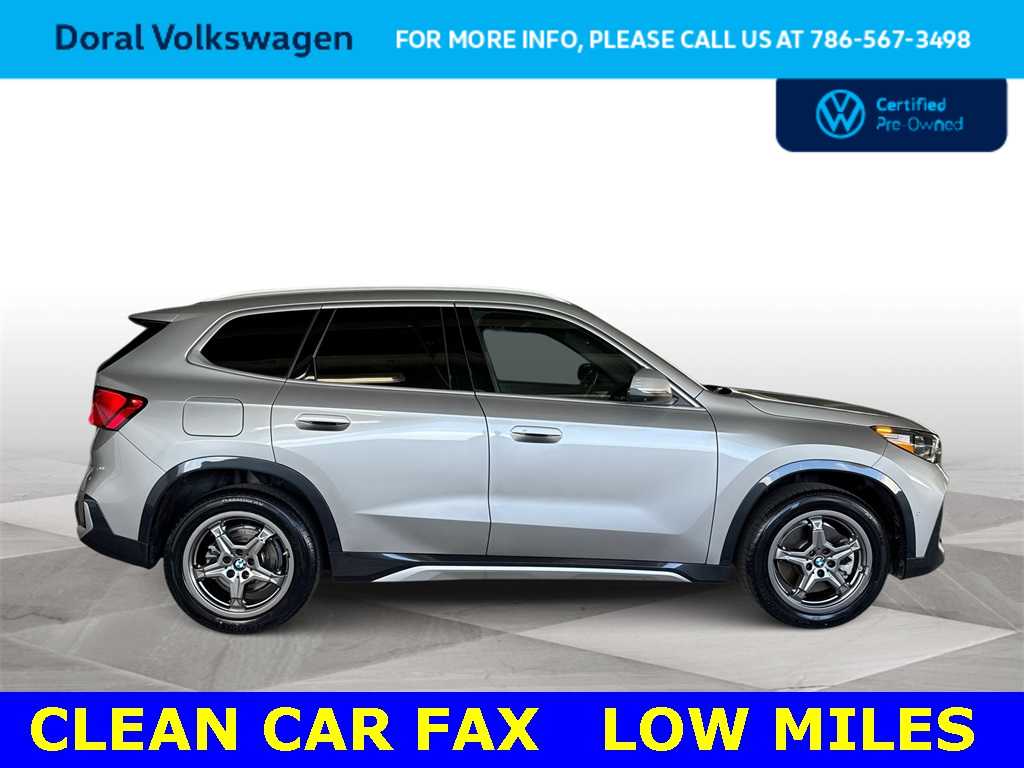 Thumbnail: 2023 BMW X1 - 9