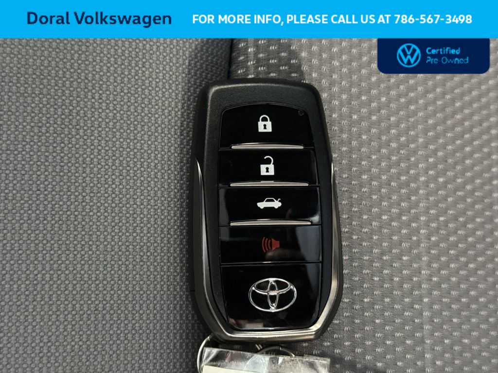 Thumbnail: 2025 Toyota Corolla - 28