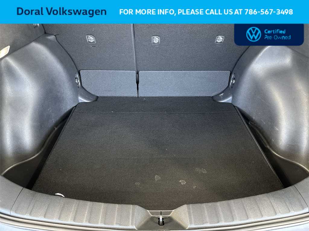 Thumbnail: 2025 Toyota Corolla Cross - 25