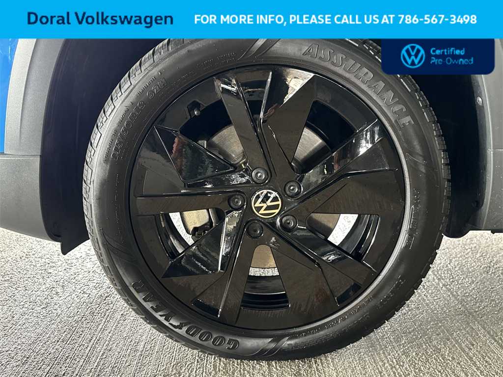 Thumbnail: 2025 Volkswagen Taos - 10