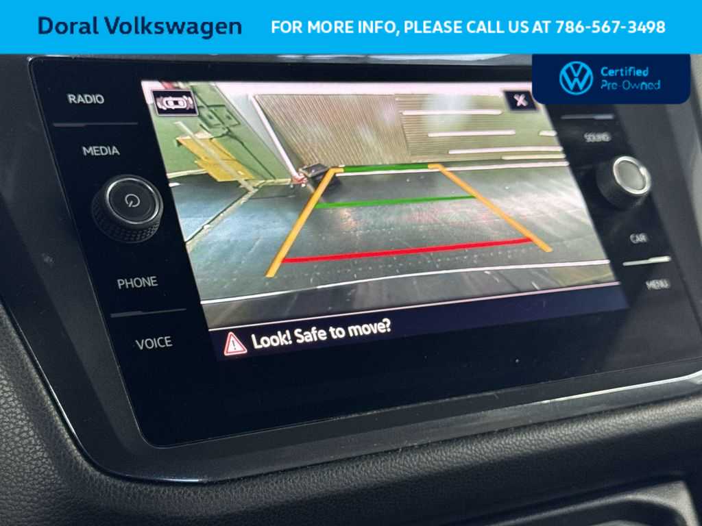 Thumbnail: 2023 Volkswagen Tiguan - 19