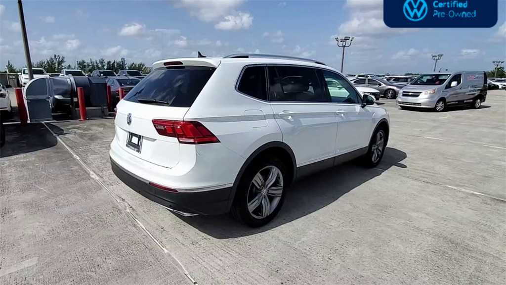 Thumbnail: 2021 Volkswagen Tiguan - 8