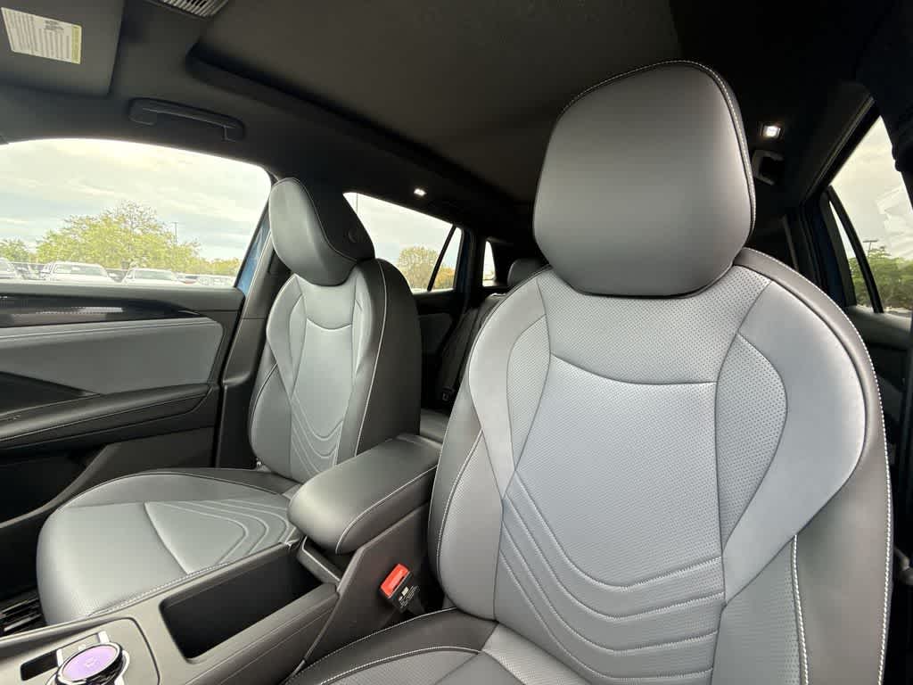 Thumbnail: 2026 Volkswagen Tiguan - 14