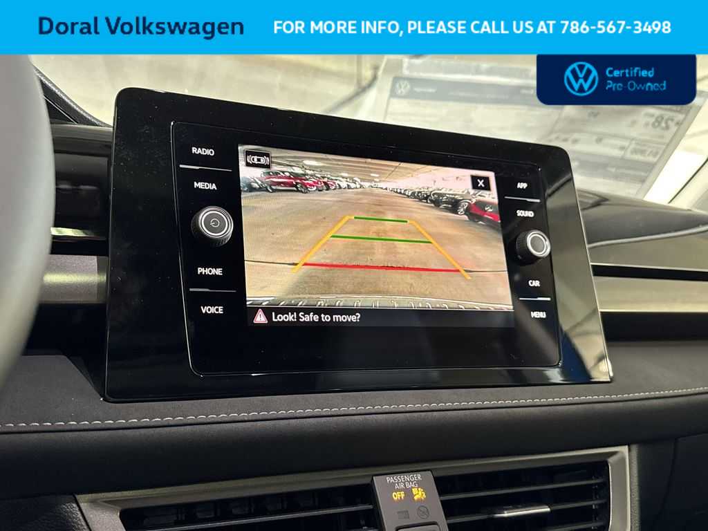 Thumbnail: 2025 Volkswagen Taos - 19