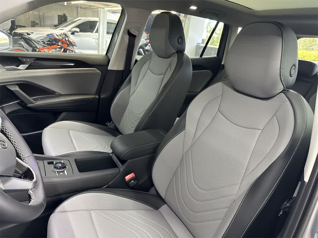 Thumbnail: 2026 Volkswagen Tiguan - 14