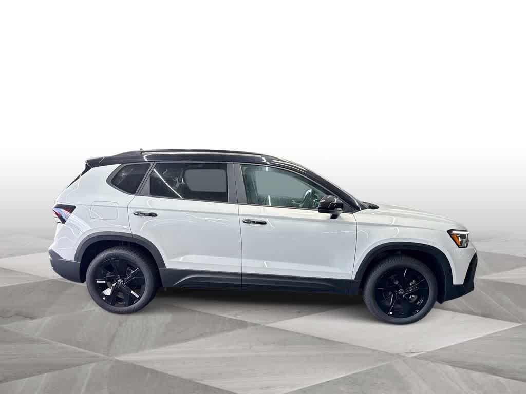 Thumbnail: 2026 Volkswagen Taos - 9