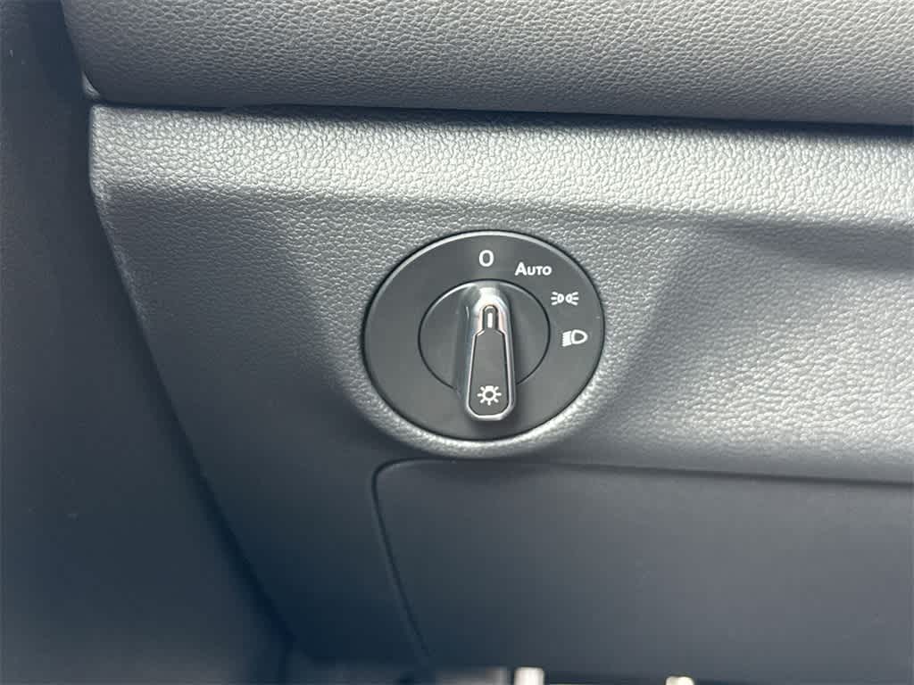 Thumbnail: 2026 Volkswagen Jetta - 17