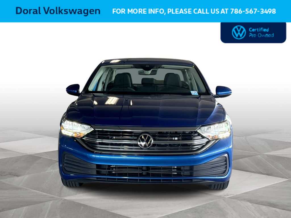 Thumbnail: 2024 Volkswagen Jetta - 3