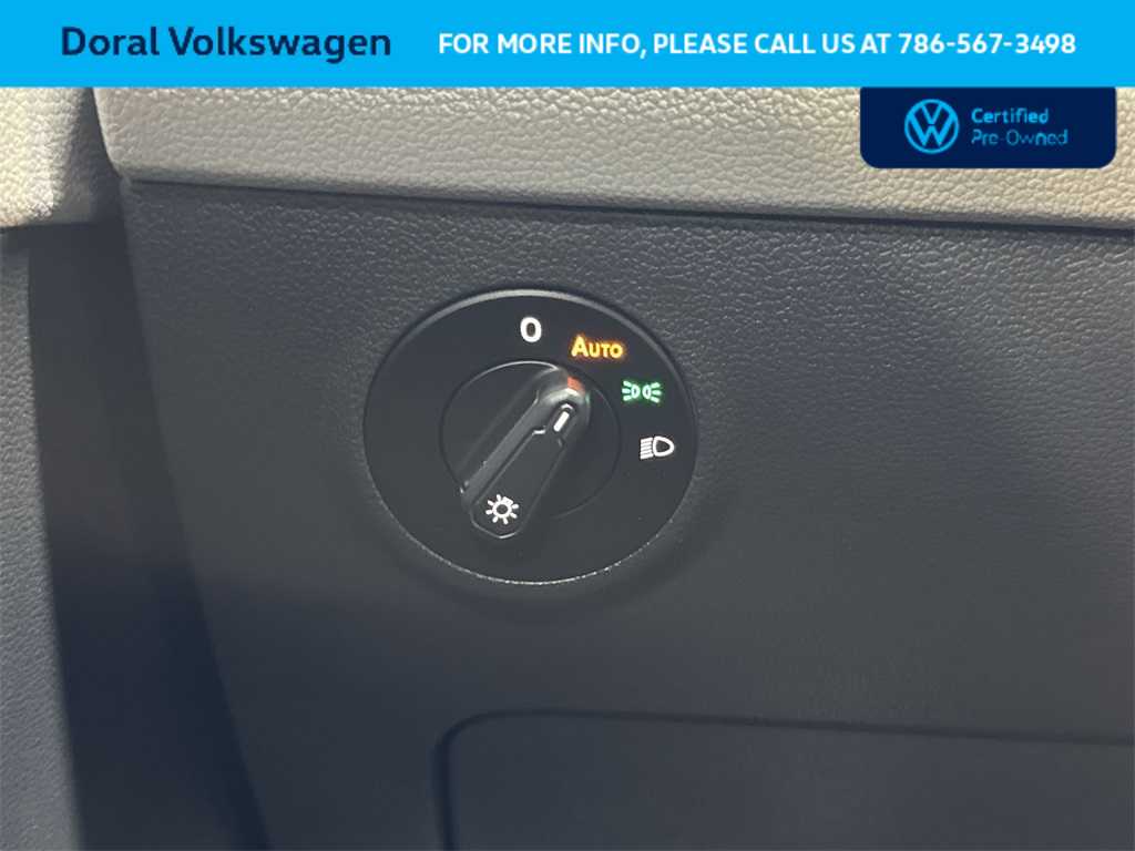 Thumbnail: 2024 Volkswagen Taos - 17