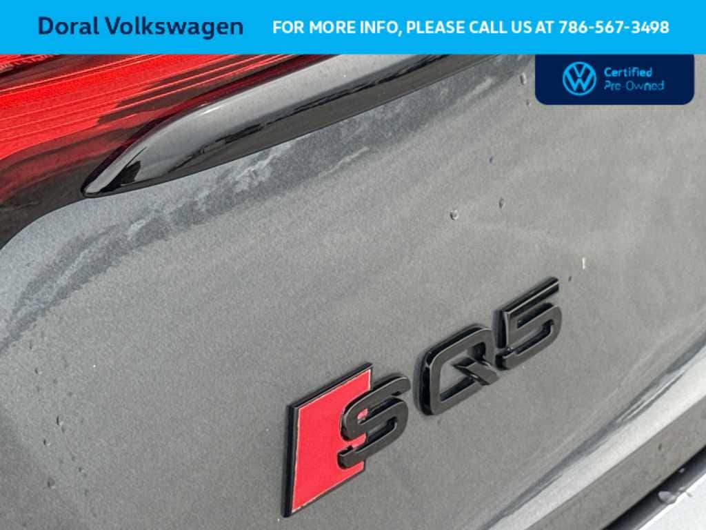 Thumbnail: 2023 Audi SQ5 - 10