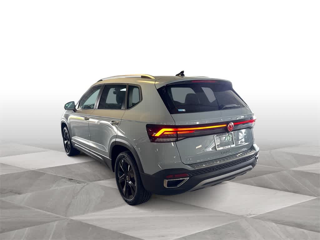 Thumbnail: 2025 Volkswagen Taos - 6