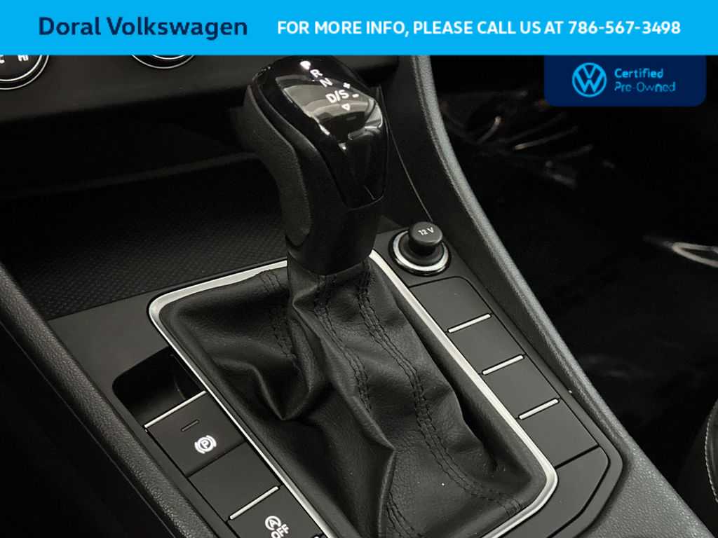 Thumbnail: 2023 Volkswagen Jetta - 20