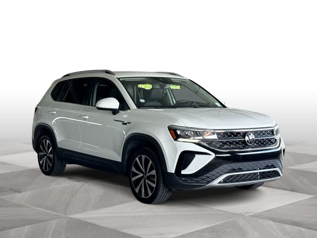 Thumbnail: 2023 Volkswagen Taos - 2