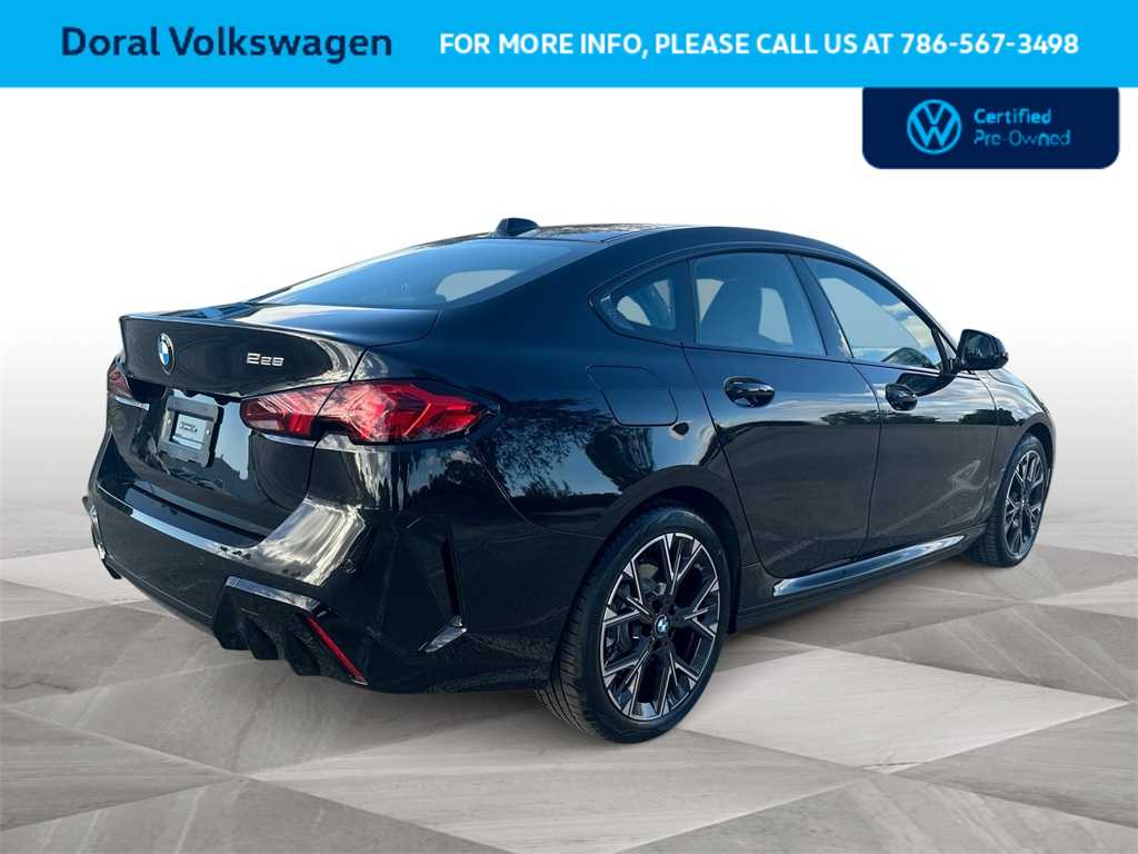 Thumbnail: 2026 BMW 2 Series - 8