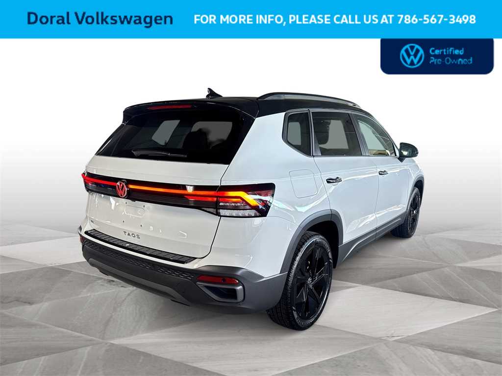 Thumbnail: 2025 Volkswagen Taos - 8