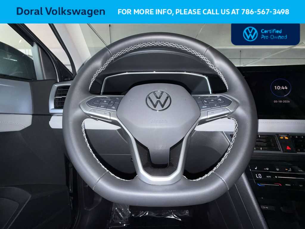 Thumbnail: 2025 Volkswagen Taos - 15