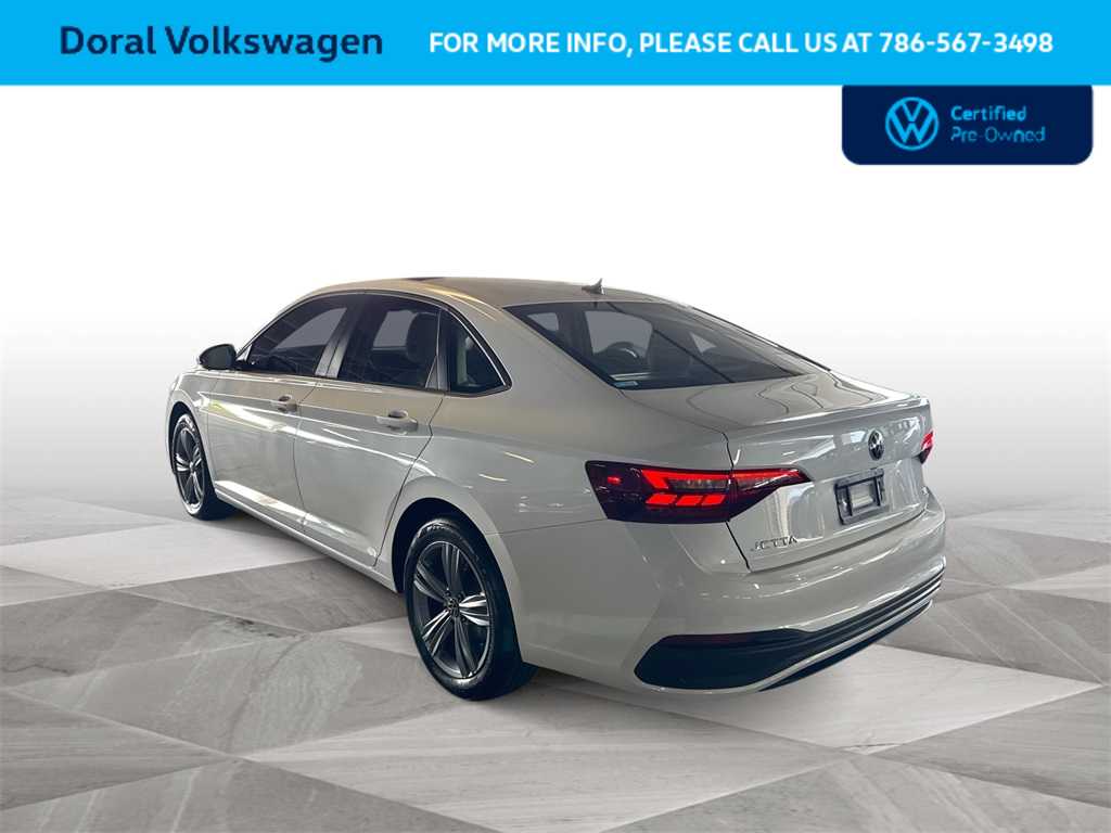 Thumbnail: 2024 Volkswagen Jetta - 6