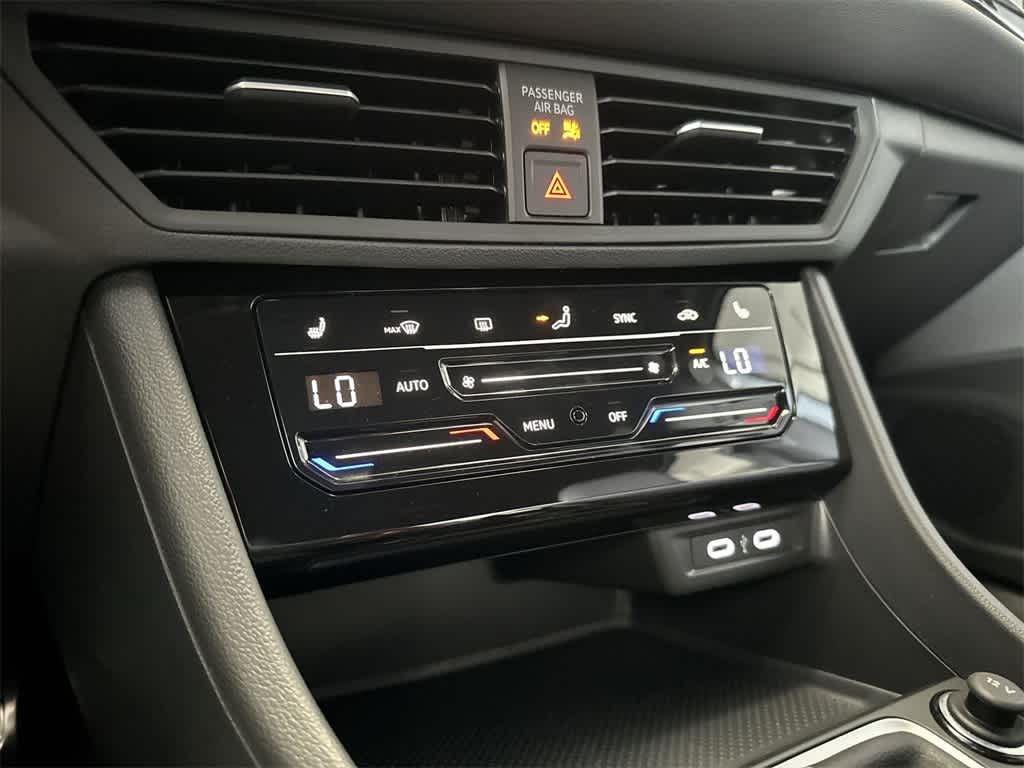 Thumbnail: 2026 Volkswagen Jetta - 20