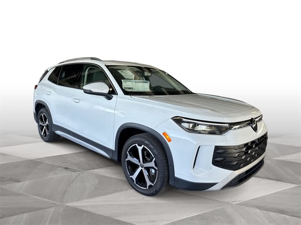 New 2026 Volkswagen Tiguan SE SUV