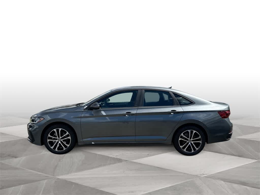 Thumbnail: 2026 Volkswagen Jetta - 5