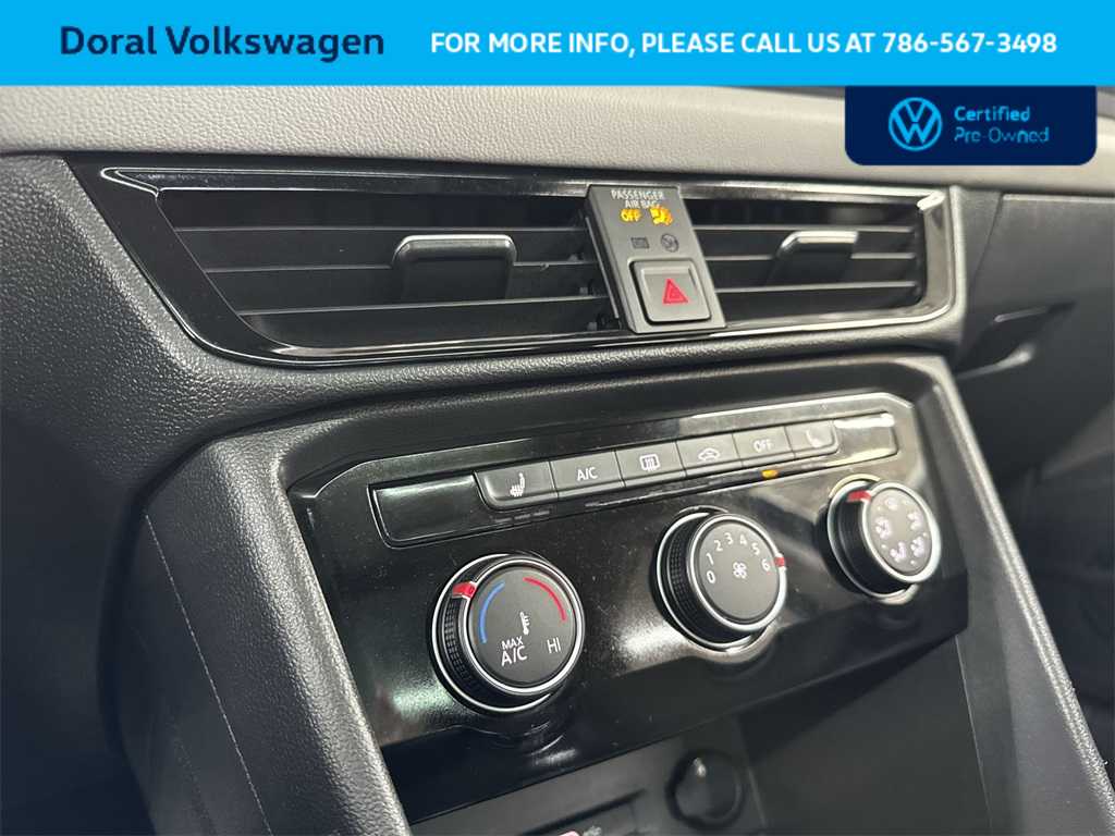 Thumbnail: 2023 Volkswagen Taos - 20