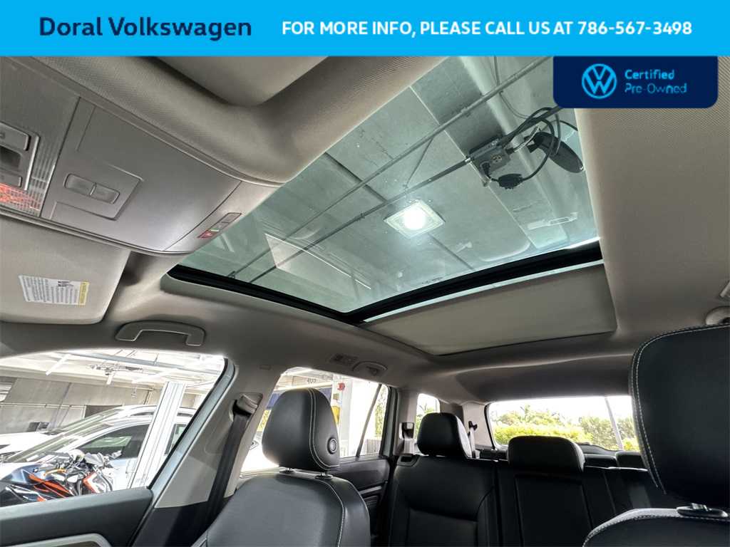 Thumbnail: 2023 Volkswagen Atlas - 17