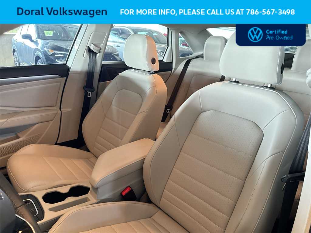 Thumbnail: 2024 Volkswagen Jetta - 14