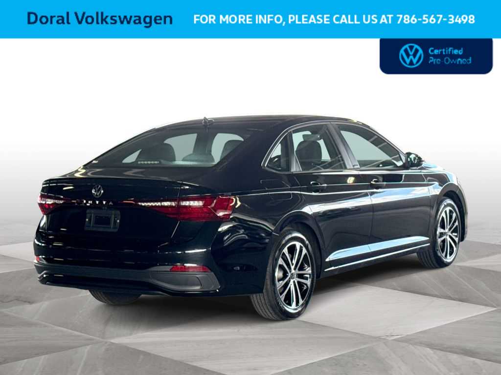 Thumbnail: 2025 Volkswagen Jetta - 8