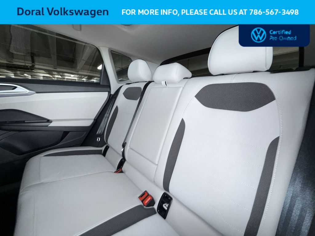 Thumbnail: 2025 Volkswagen Taos - 22