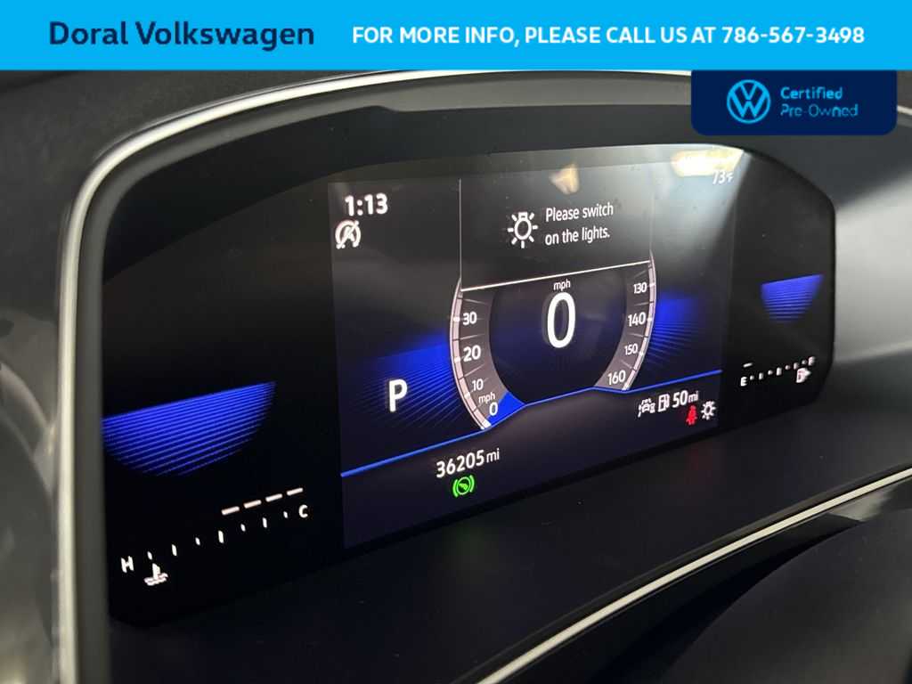 Thumbnail: 2023 Volkswagen Tiguan - 16