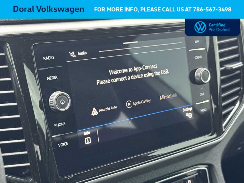 Thumbnail: 2023 Volkswagen Atlas - 18