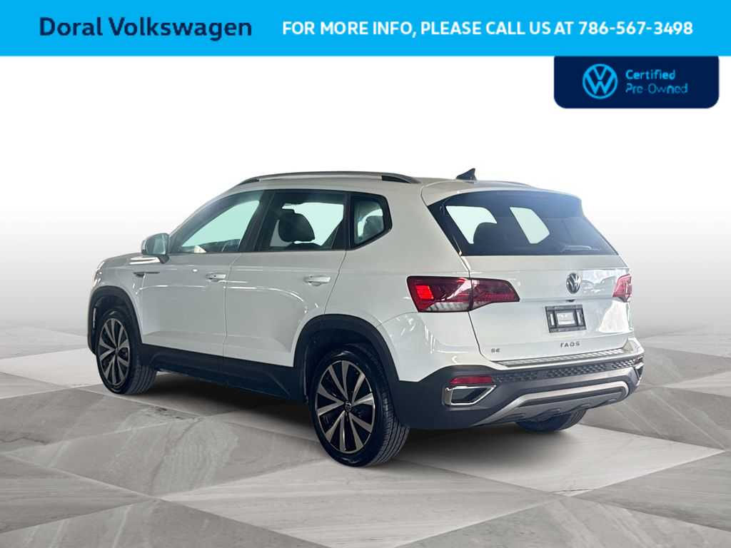 Thumbnail: 2022 Volkswagen Taos - 6