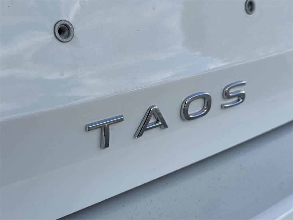 Thumbnail: 2026 Volkswagen Taos - 11