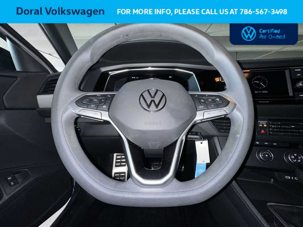 Thumbnail: 2023 Volkswagen Jetta - 14