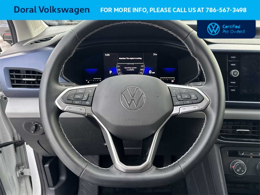 Thumbnail: 2022 Volkswagen Taos - 15