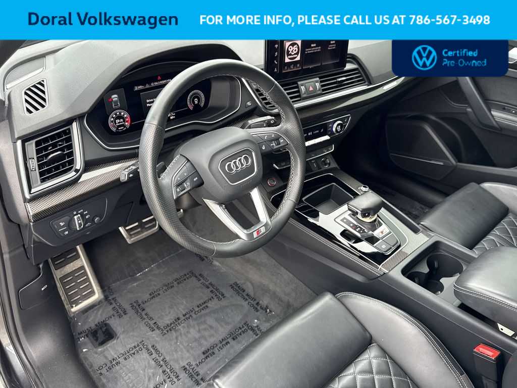 Thumbnail: 2023 Audi SQ5 - 13
