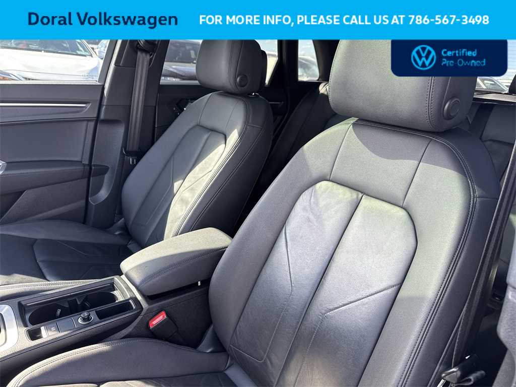 Thumbnail: 2021 Audi Q3 - 14