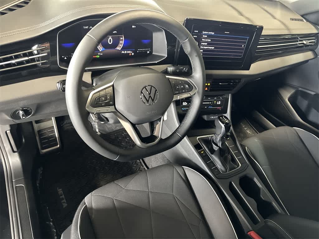 Thumbnail: 2025 Volkswagen Jetta - 13