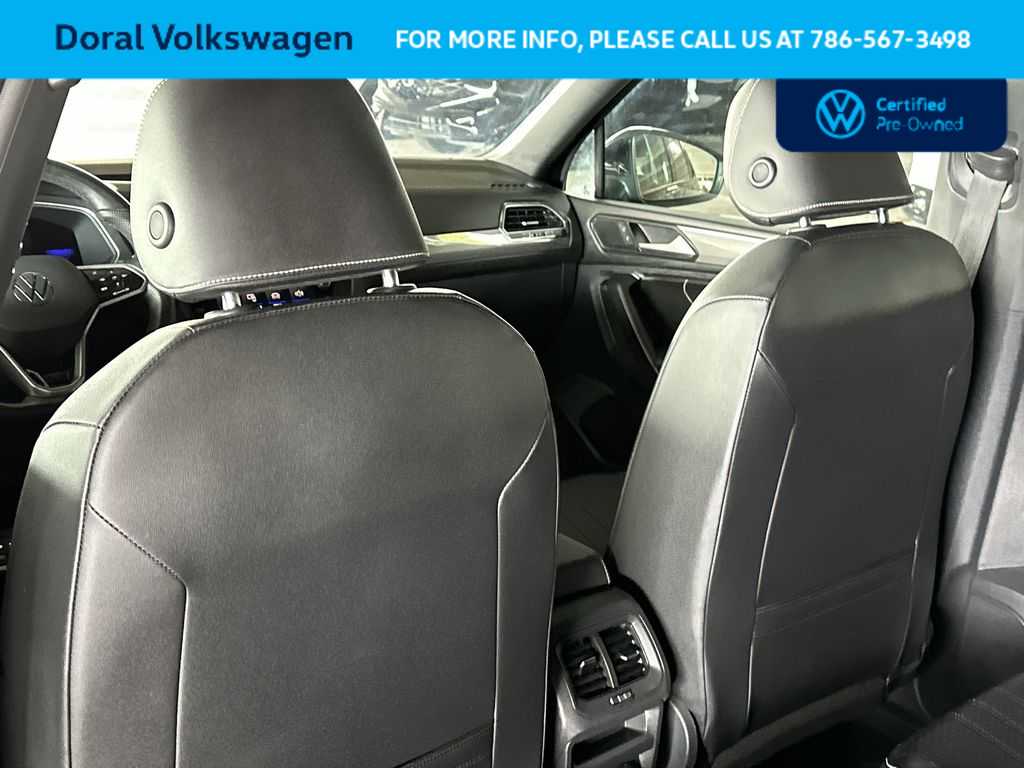 Thumbnail: 2022 Volkswagen Tiguan - 23