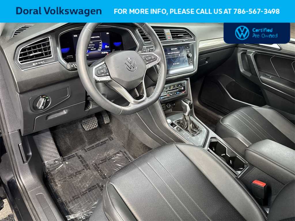 Thumbnail: 2023 Volkswagen Tiguan - 13