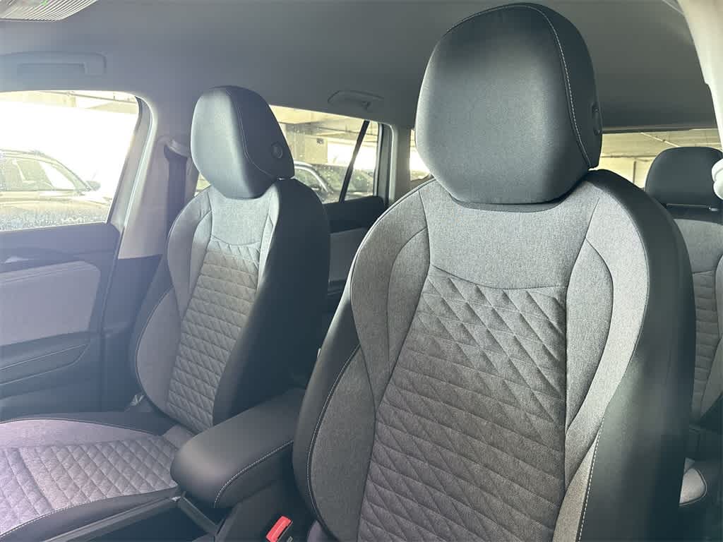 Thumbnail: 2026 Volkswagen Tiguan - 14