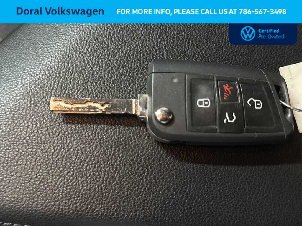 Thumbnail: 2021 Volkswagen Jetta - 28