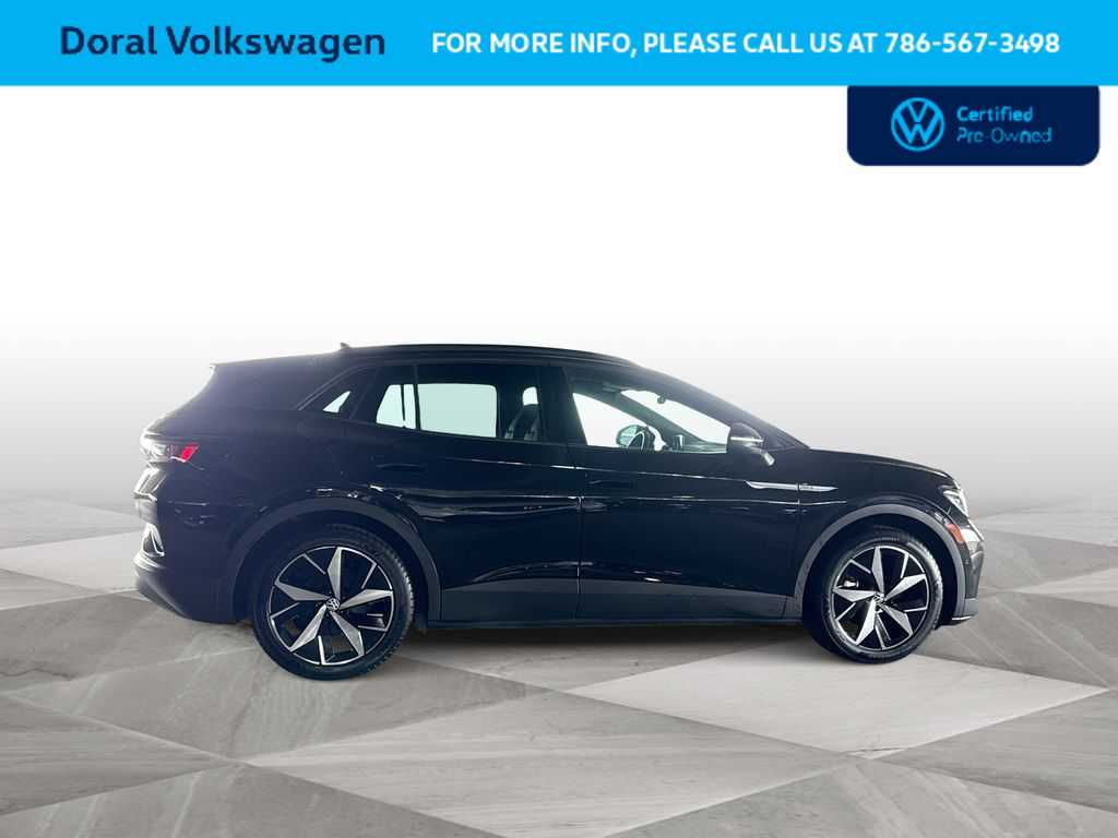 Thumbnail: 2023 Volkswagen ID.4 - 9
