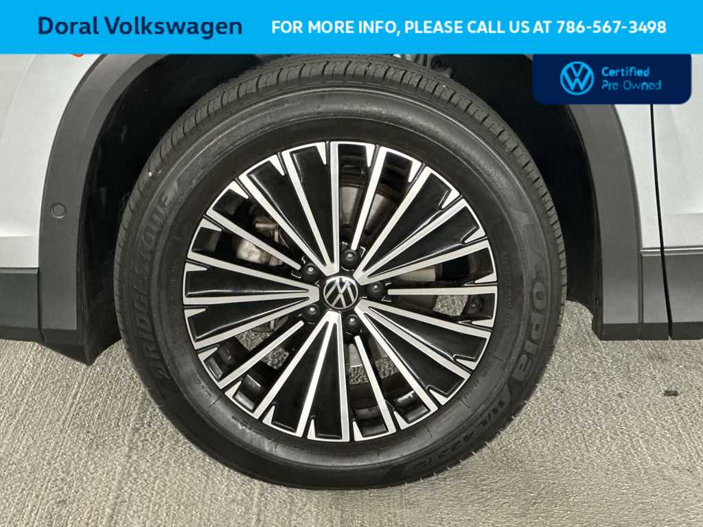 Thumbnail: 2025 Volkswagen Tiguan - 11
